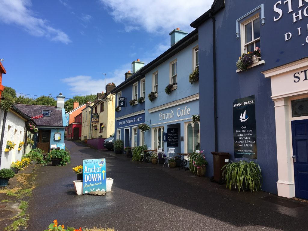 Dingle Ireland, Travel Diary of an Irish Roadtrip along the Wild Atlantic Way | schabakery.com